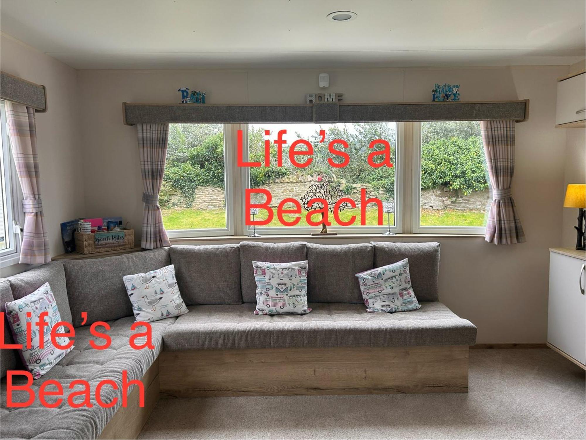 Lifes A Beach On Presthaven Sands Prestatyn Exterior photo
