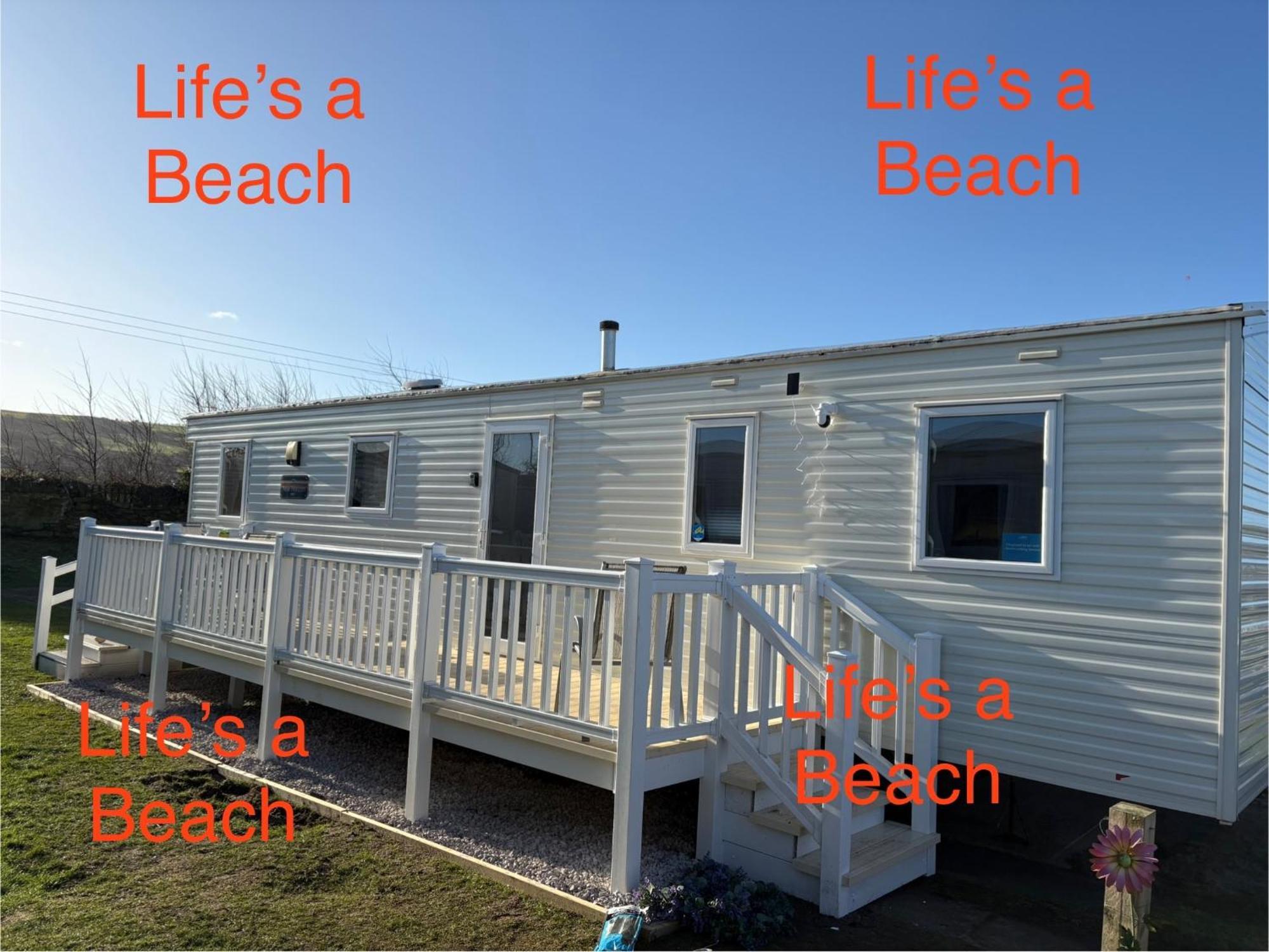 Lifes A Beach On Presthaven Sands Prestatyn Exterior photo