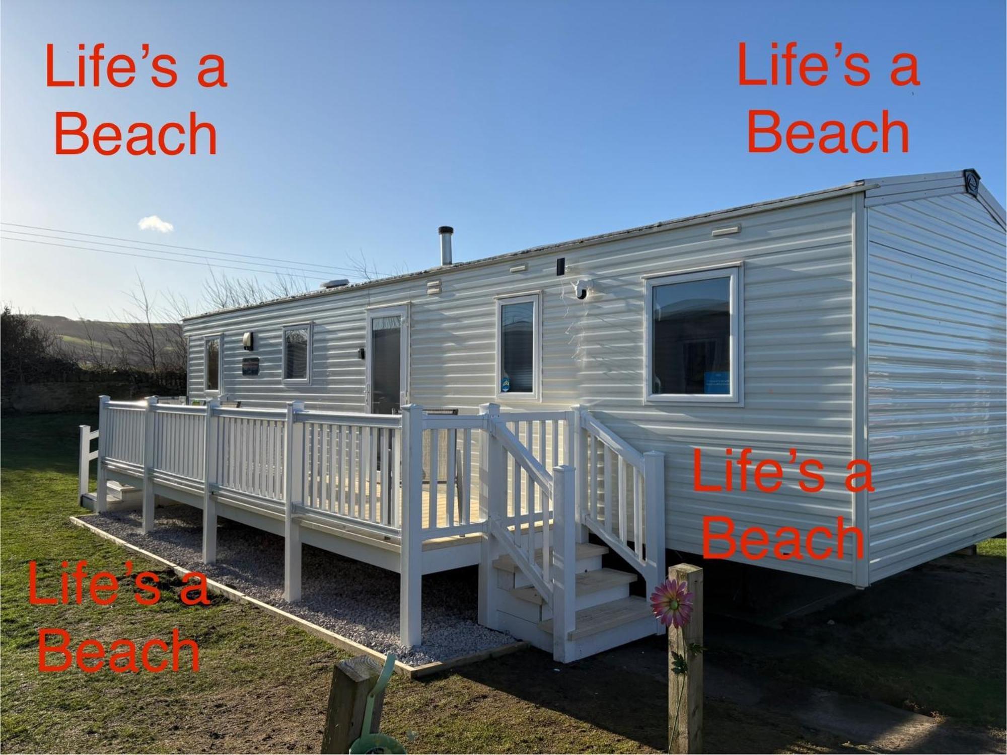 Lifes A Beach On Presthaven Sands Prestatyn Exterior photo